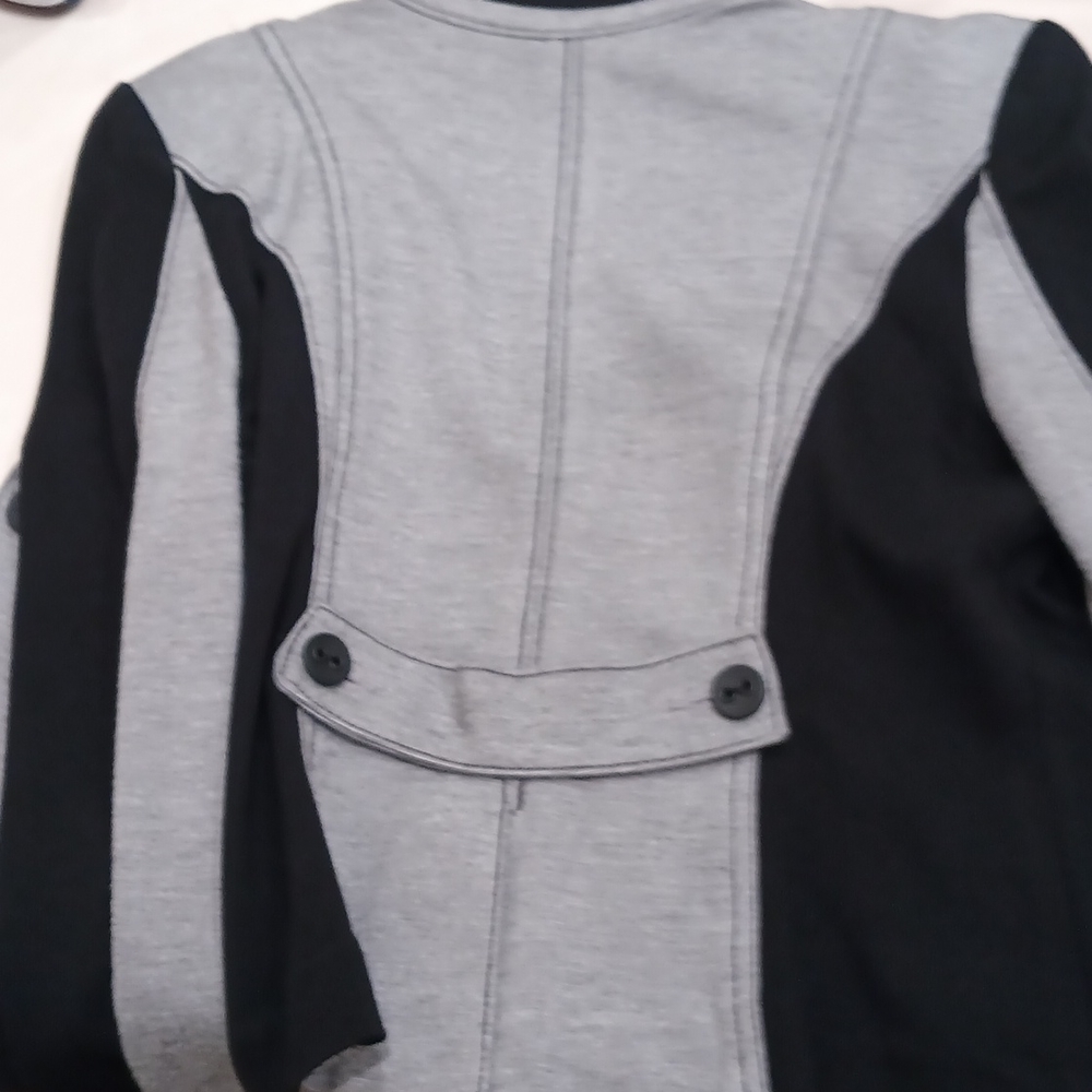 Jacket - Picture 4 of 4